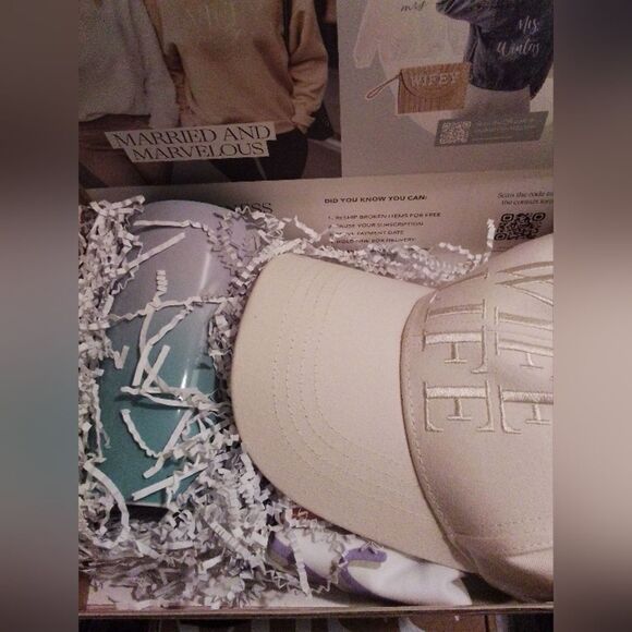 Brand New Miss To Mrs Bridal  Box” - Picture 9 of 9